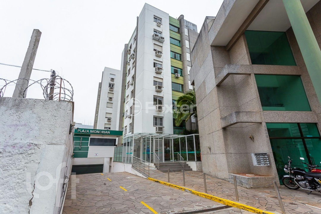Apartamento à venda com 2 quartos, 67m² - Foto 27