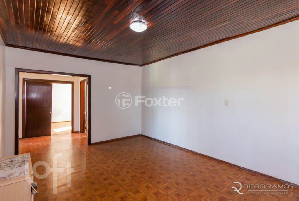 Casa à venda com 1 quarto, 230m² - Foto 3