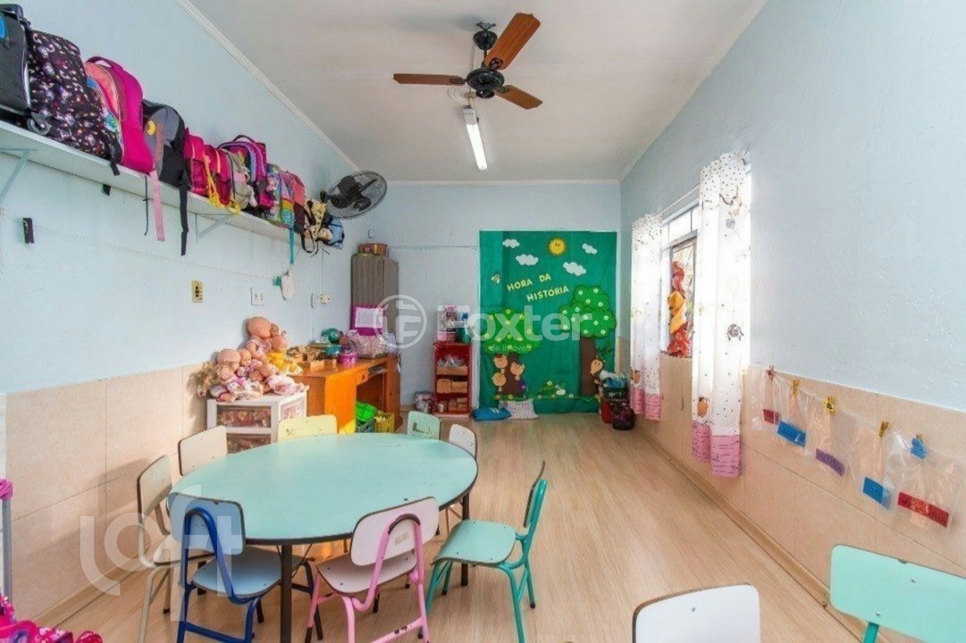 Casa à venda com 3 quartos, 150m² - Foto 3