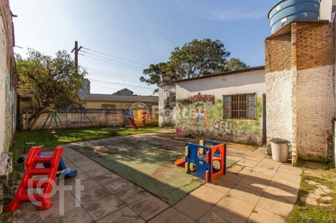 Casa à venda com 3 quartos, 150m² - Foto 10