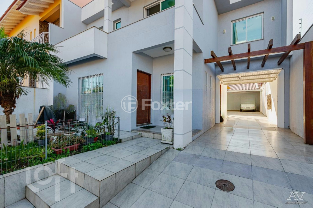 Casa à venda com 4 quartos, 240m² - Foto 42