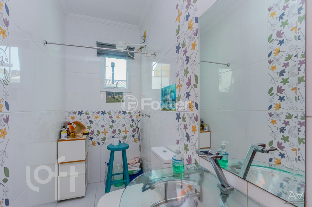 Casa à venda com 4 quartos, 240m² - Foto 15