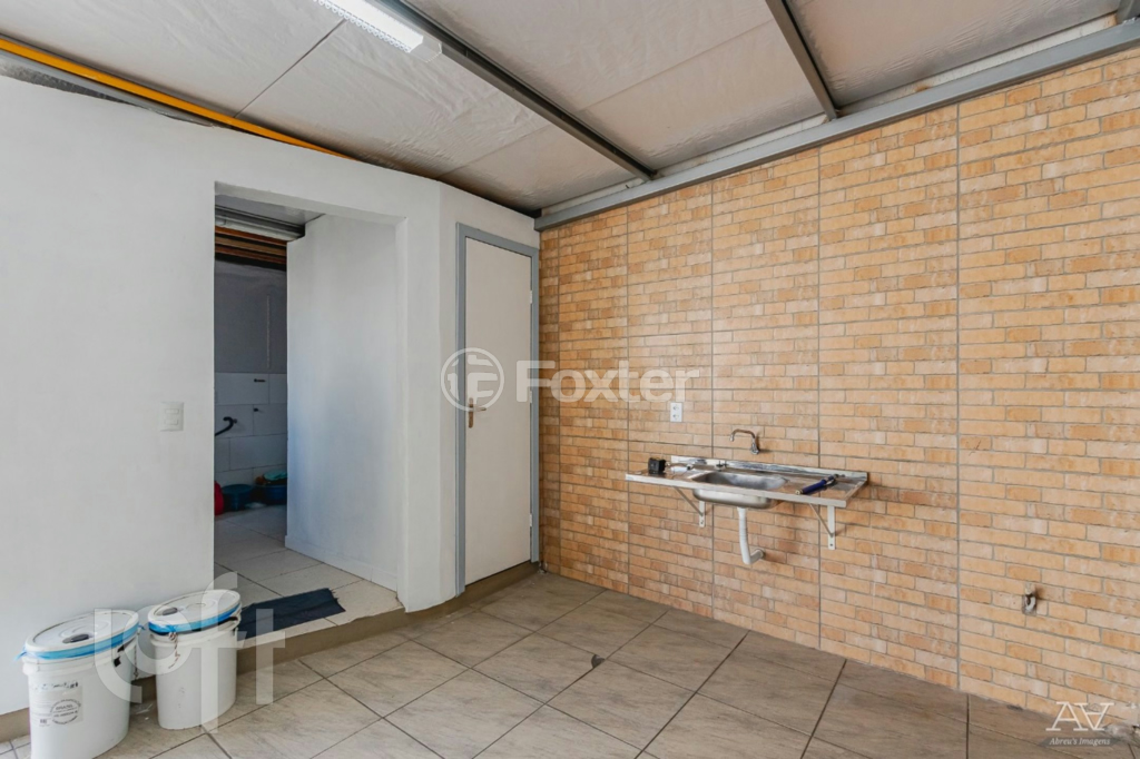 Casa à venda com 4 quartos, 240m² - Foto 36
