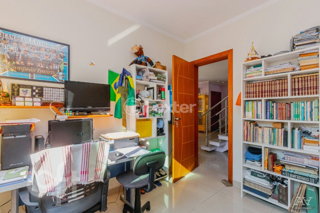 Casa à venda com 4 quartos, 240m² - Foto 14