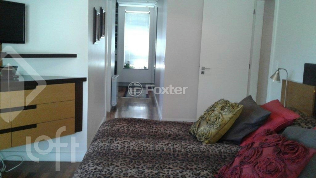 Casa de Condomínio à venda com 4 quartos, 470m² - Foto 16