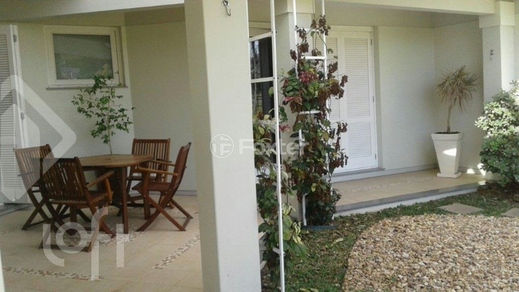 Casa de Condomínio à venda com 4 quartos, 470m² - Foto 3