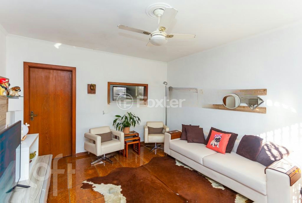 Casa à venda com 3 quartos, 180m² - Foto 1