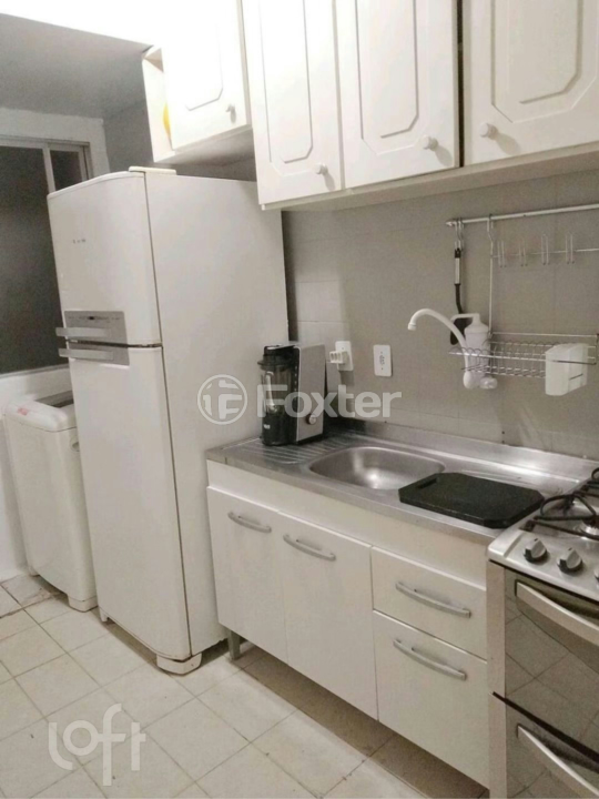 Apartamento à venda com 2 quartos, 41m² - Foto 17