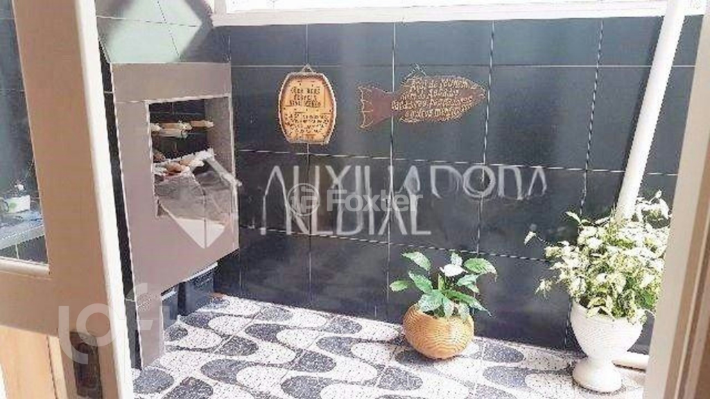 Casa à venda com 3 quartos, 165m² - Foto 4