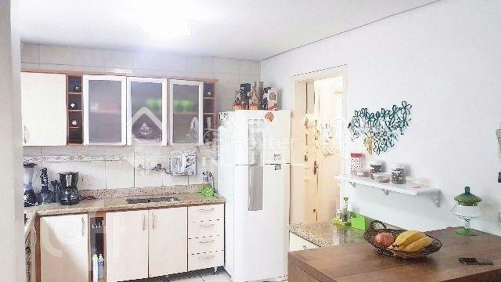 Casa à venda com 3 quartos, 165m² - Foto 8