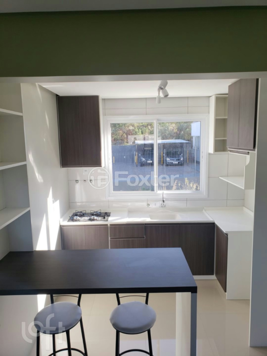 Casa à venda com 2 quartos, 94m² - Foto 2