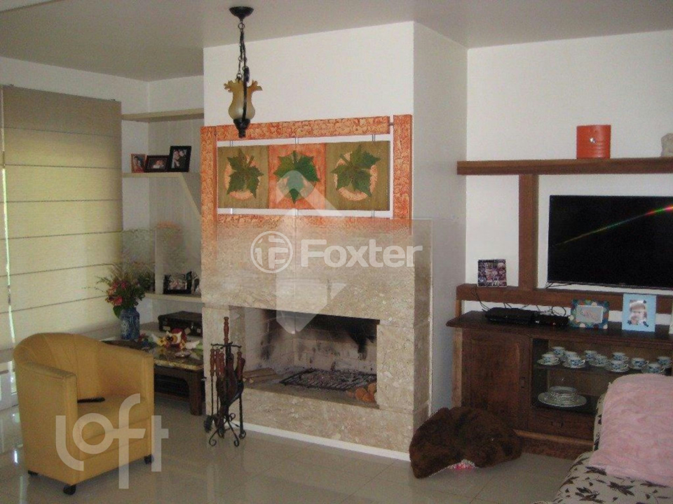 Casa à venda com 3 quartos, 280m² - Foto 1