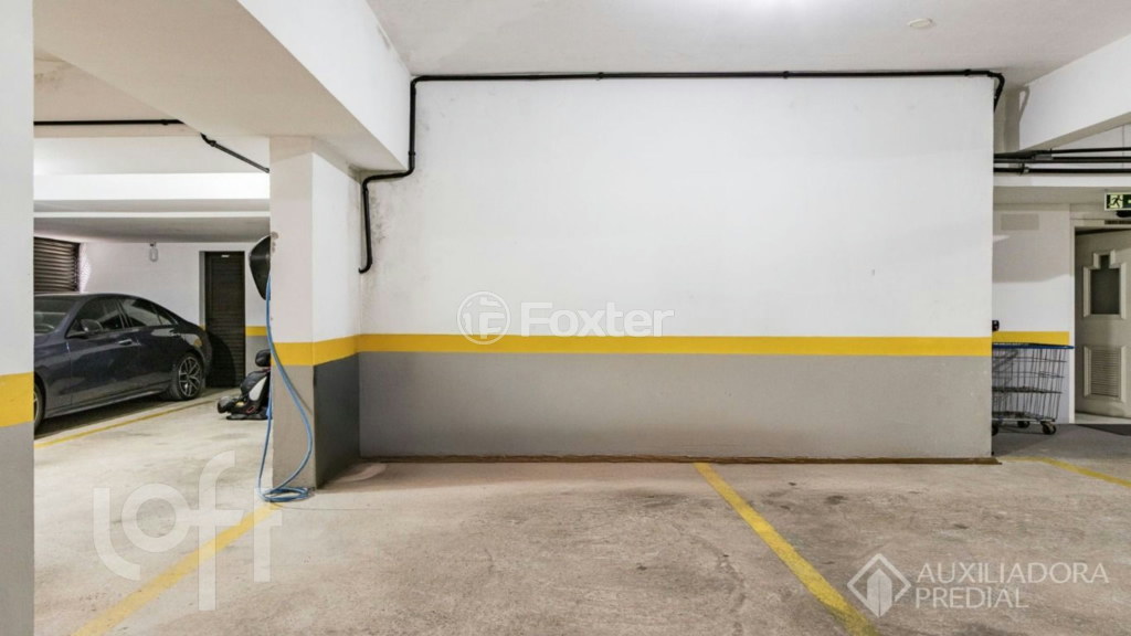 Apartamento à venda com 3 quartos, 177m² - Foto 35