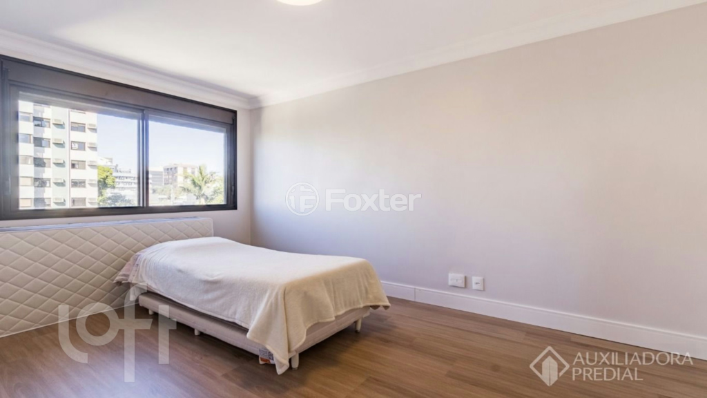Apartamento à venda com 3 quartos, 177m² - Foto 32