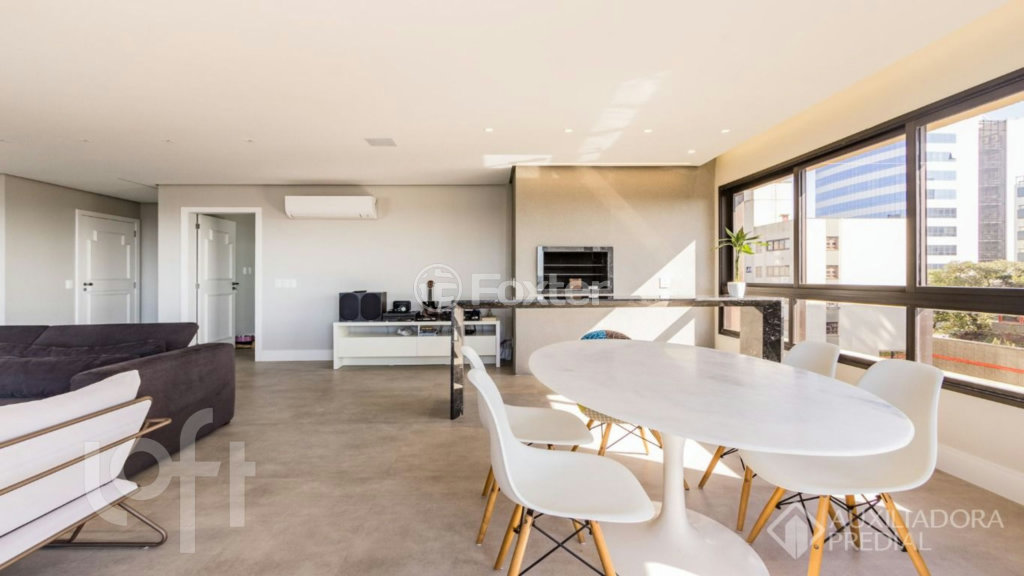 Apartamento à venda com 3 quartos, 177m² - Foto 2