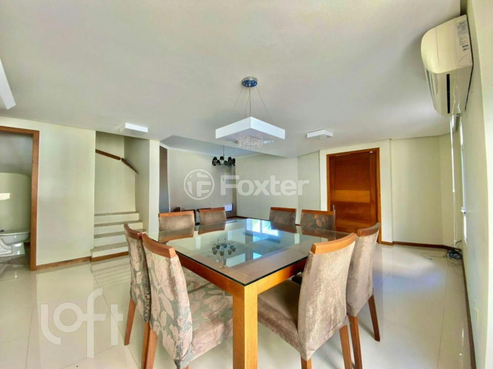 Casa de Condomínio à venda com 3 quartos, 249m² - Foto 3