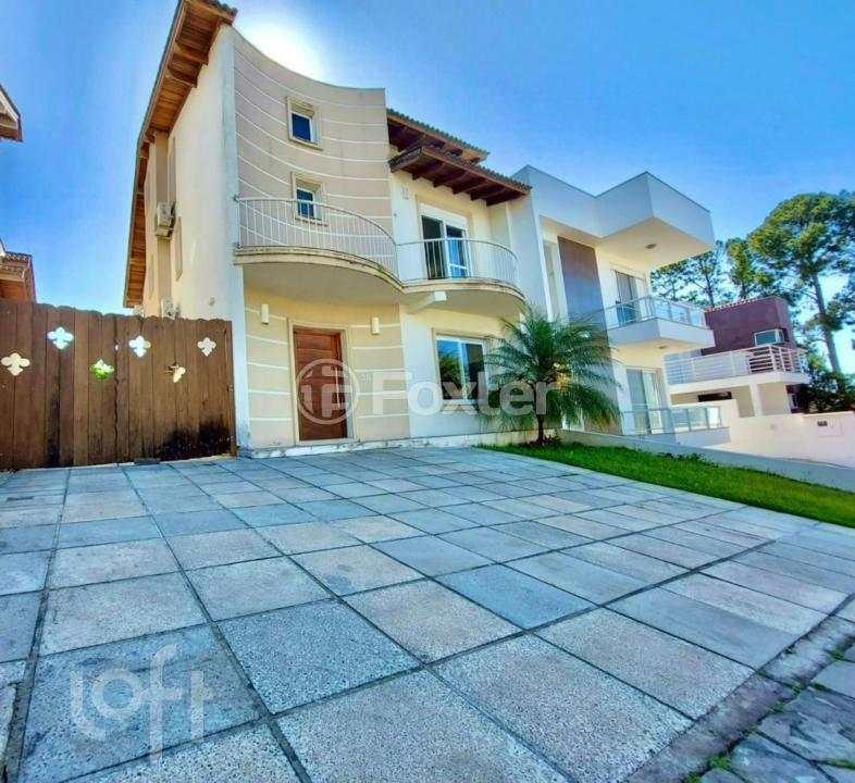 Casa de Condomínio à venda com 3 quartos, 249m² - Foto 4