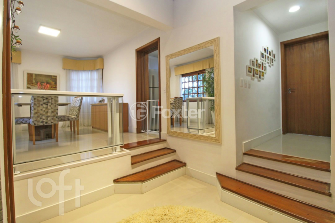 Casa à venda com 3 quartos, 245m² - Foto 8