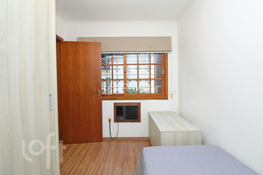 Casa à venda com 3 quartos, 245m² - Foto 14