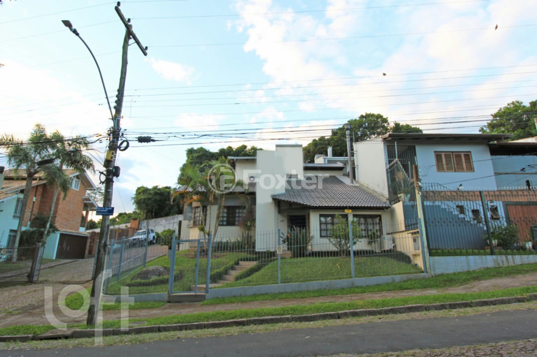 Casa à venda com 3 quartos, 245m² - Foto 48