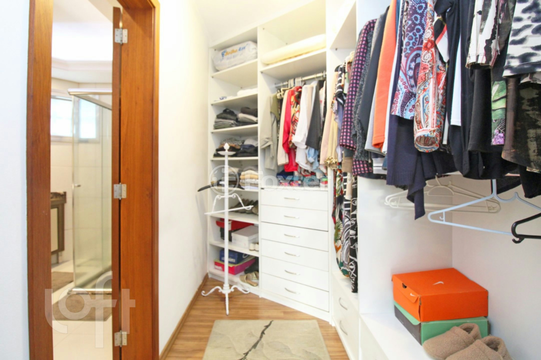 Casa à venda com 3 quartos, 245m² - Foto 25