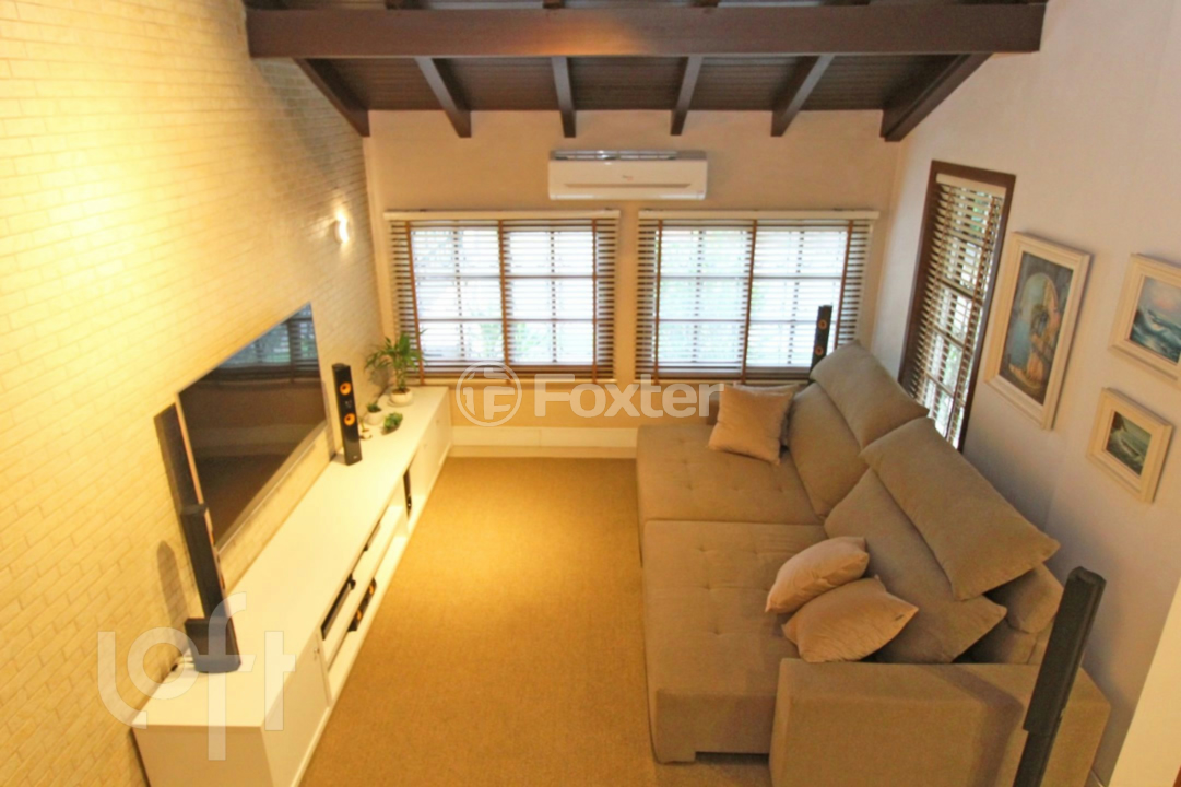 Casa à venda com 3 quartos, 245m² - Foto 9