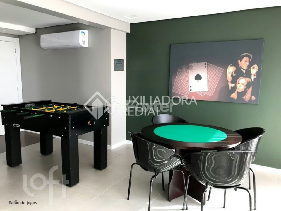 Apartamento à venda com 1 quarto, 40m² - Foto 9