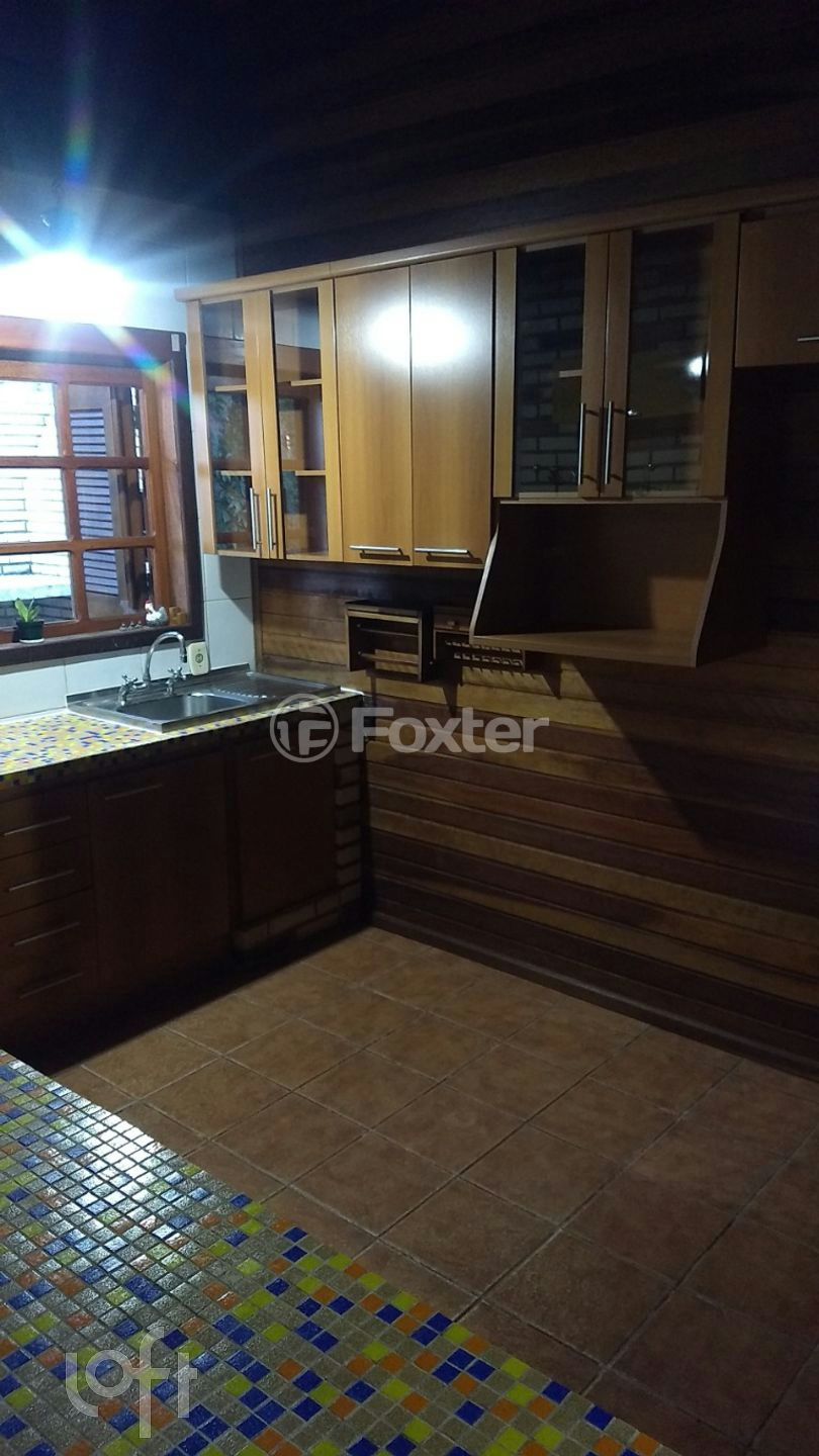 Casa à venda com 2 quartos, 148m² - Foto 3