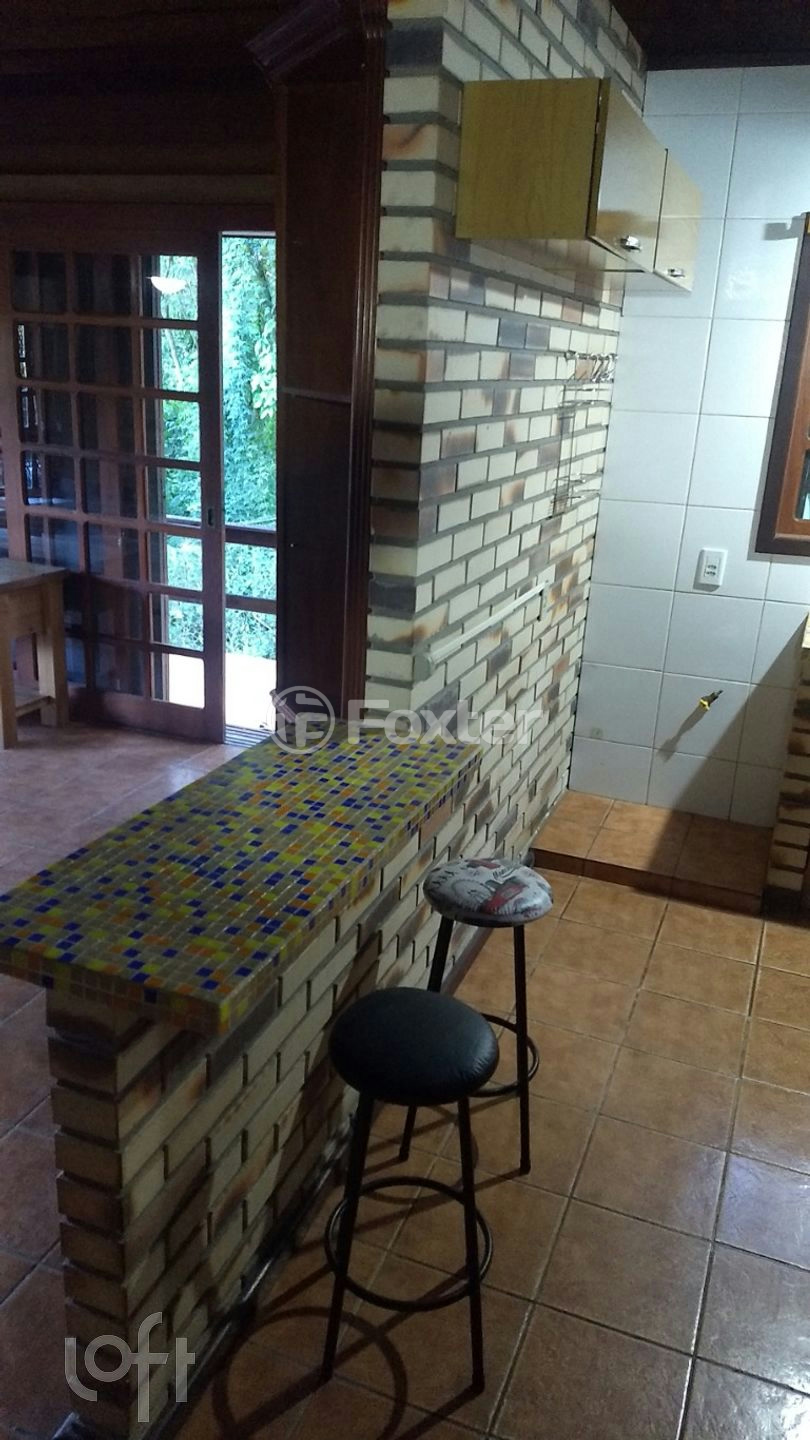 Casa à venda com 2 quartos, 148m² - Foto 4