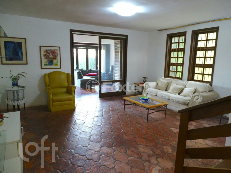 Casa à venda com 4 quartos, 278m² - Foto 4