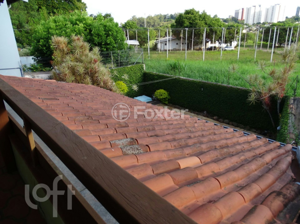 Casa à venda com 4 quartos, 278m² - Foto 37