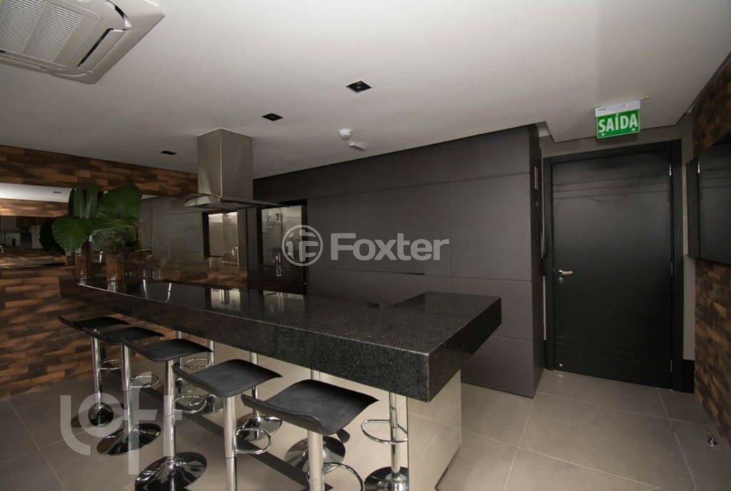 Apartamento à venda com 1 quarto, 60m² - Foto 24