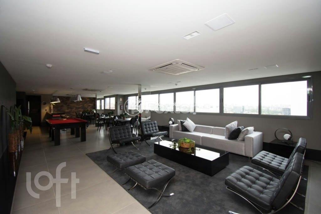 Apartamento à venda com 1 quarto, 60m² - Foto 22
