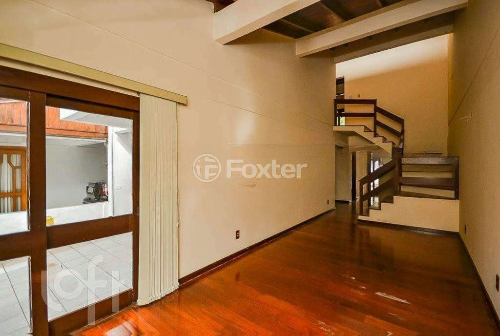 Casa de Condomínio à venda com 3 quartos, 170m² - Foto 2