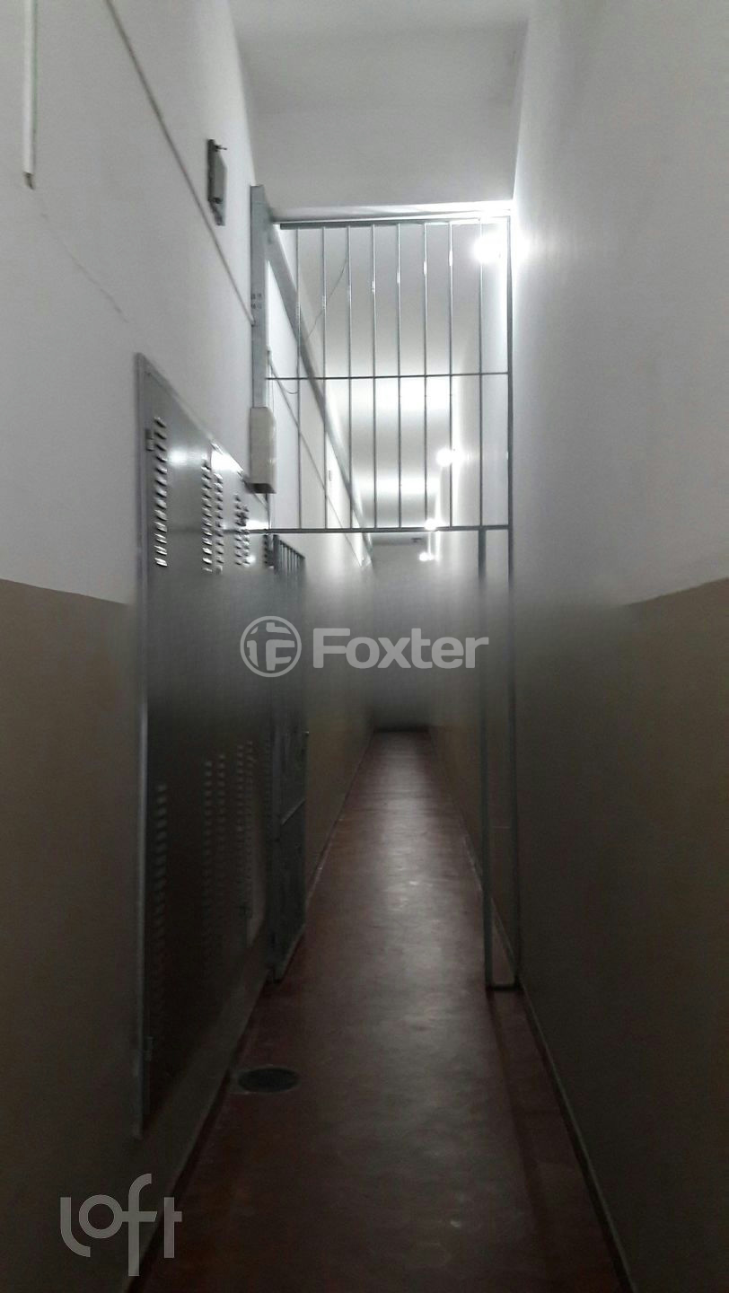 Apartamento à venda com 1 quarto, 34m² - Foto 3