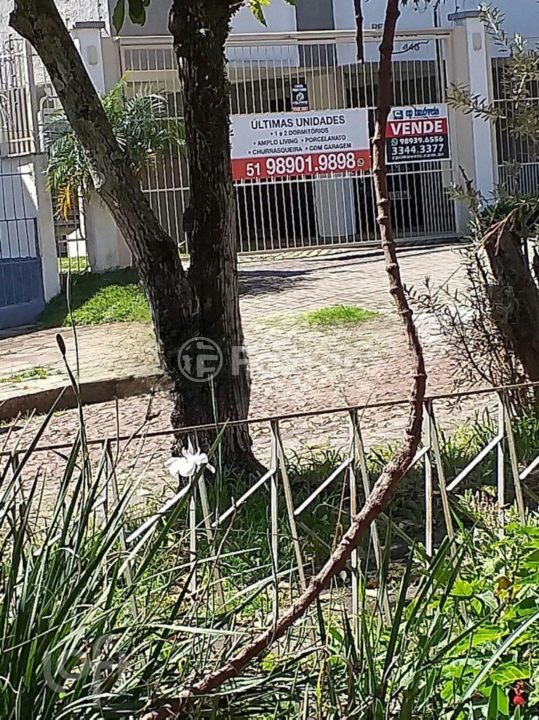 Casa à venda com 2 quartos, 121m² - Foto 3