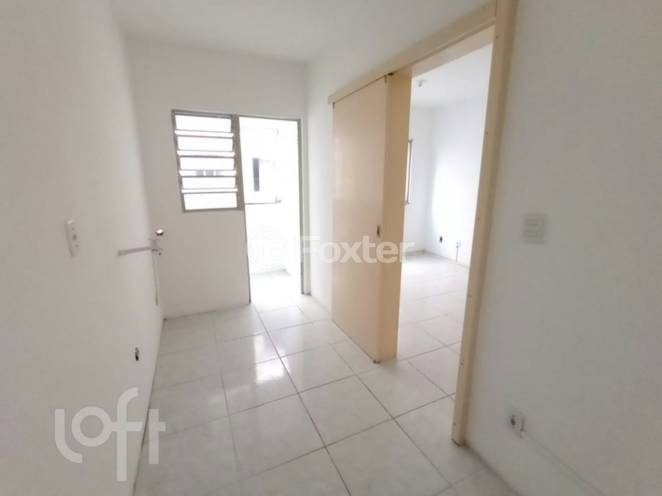 Apartamento à venda com 1 quarto, 40m² - Foto 2