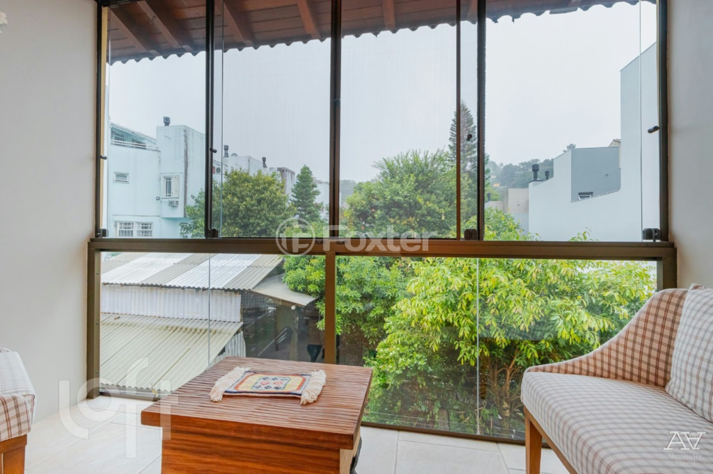 Casa de Condomínio à venda com 3 quartos, 244m² - Foto 27