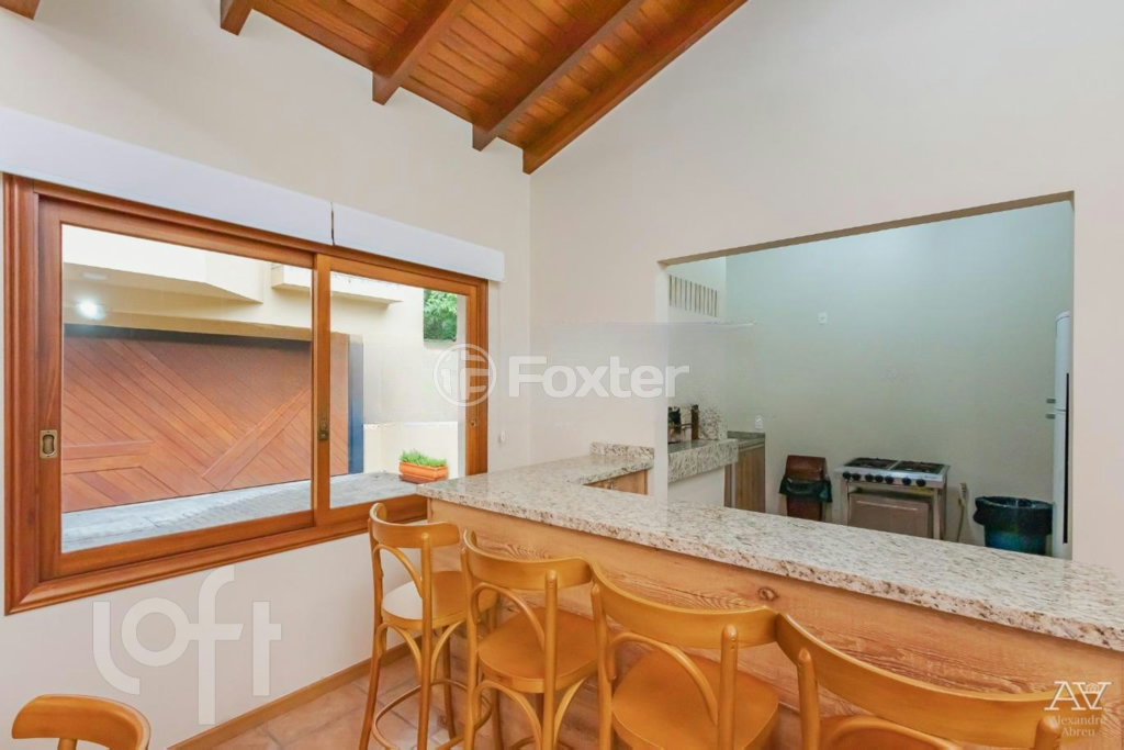 Casa de Condomínio à venda com 3 quartos, 244m² - Foto 40