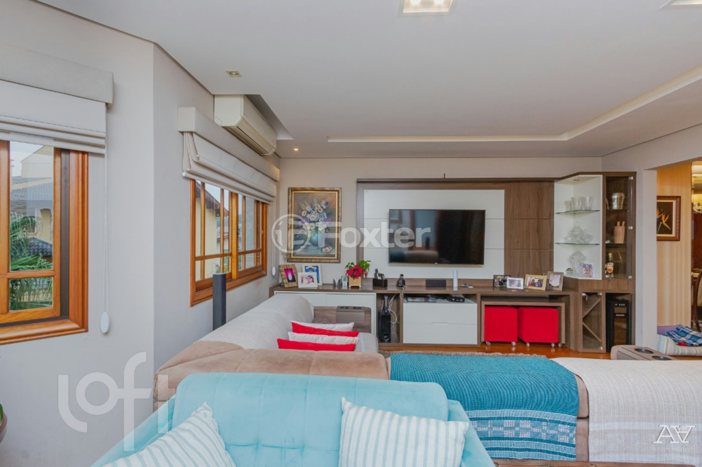 Casa de Condomínio à venda com 3 quartos, 244m² - Foto 5