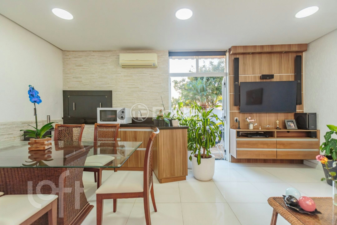 Casa à venda com 3 quartos, 304m² - Foto 18