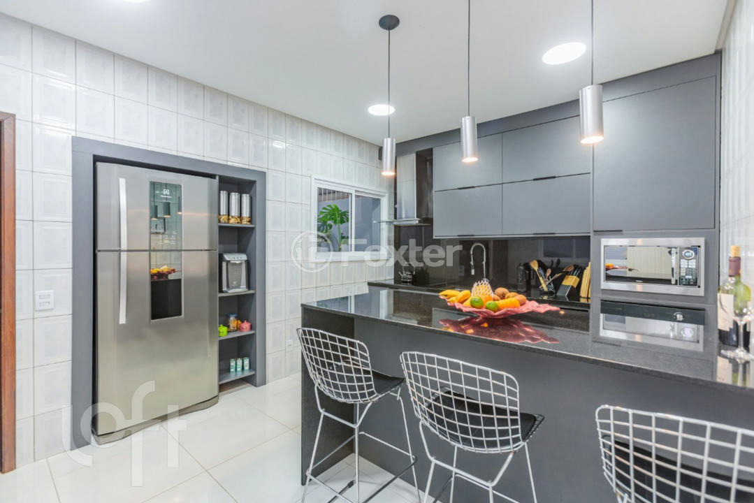 Casa à venda com 3 quartos, 304m² - Foto 13