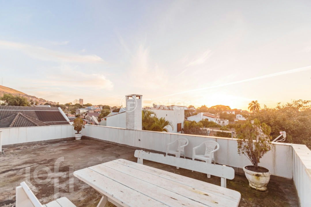 Casa à venda com 3 quartos, 304m² - Foto 33