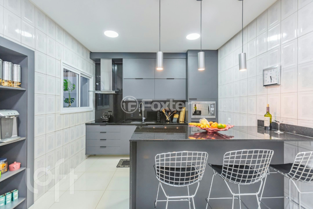 Casa à venda com 3 quartos, 304m² - Foto 15
