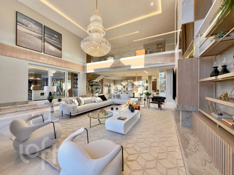 Casa de Condomínio à venda com 6 quartos, 907m² - Foto 2