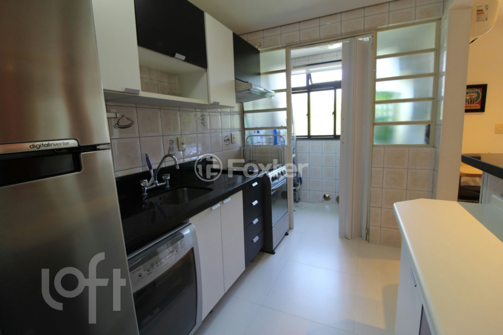 Apartamento à venda com 2 quartos, 67m² - Foto 9