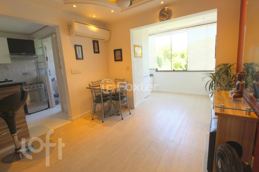 Apartamento à venda com 2 quartos, 67m² - Foto 1