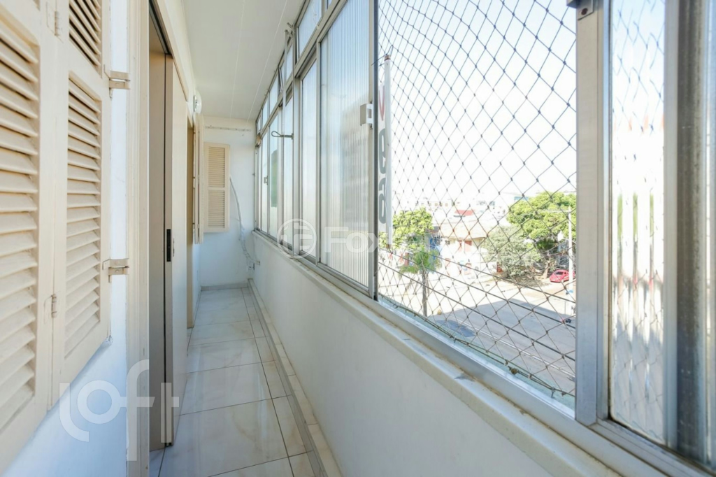 Apartamento à venda com 3 quartos, 106m² - Foto 13