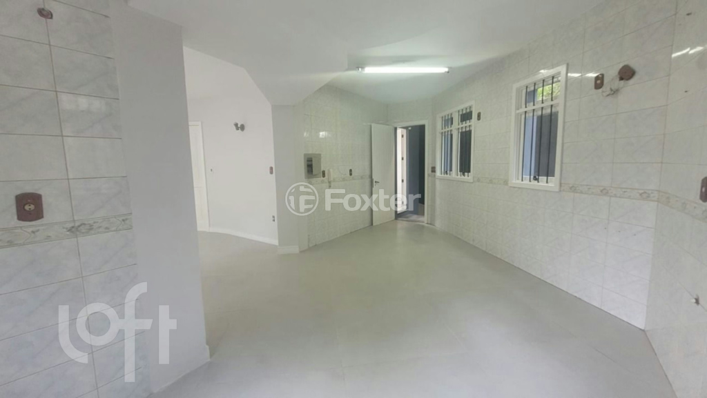 Casa à venda com 3 quartos, 239m² - Foto 10