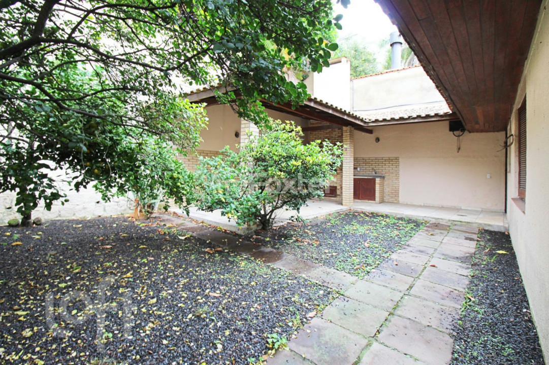 Casa à venda com 4 quartos, 400m² - Foto 37